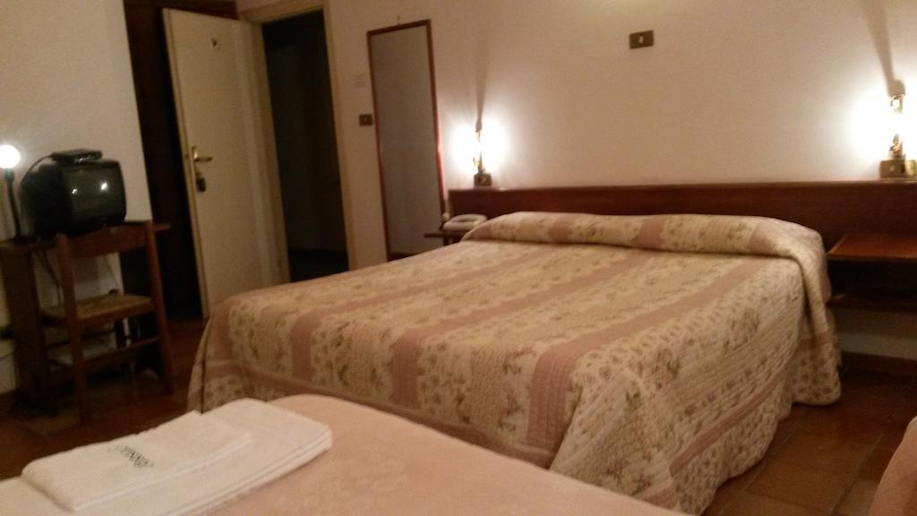Hotel Ristorante Ferretti Monteluco